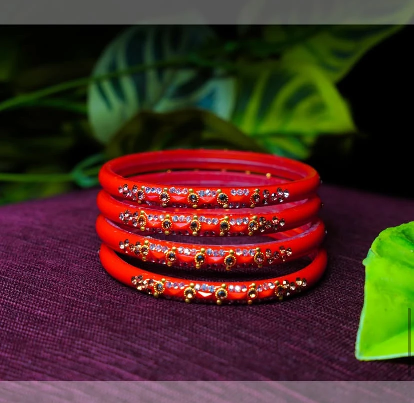 Vitrum Bangles